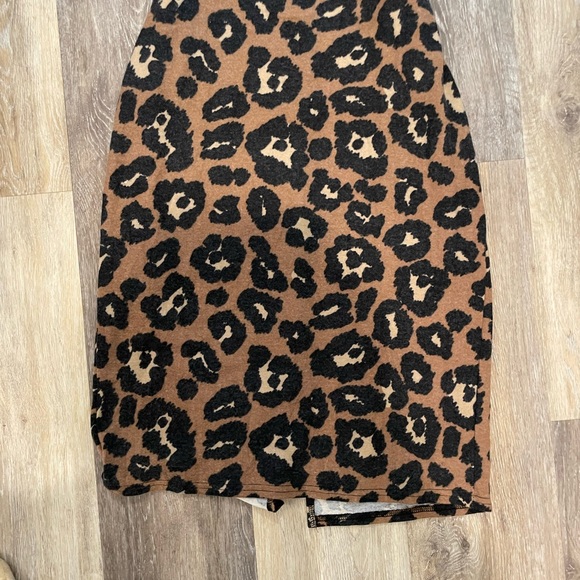 Lark and grey two piece top and skirt set M L - Picture 3 of 3